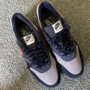 Nike Air Max 1 Oil Grey / Wild Mango running shoes Size 13
